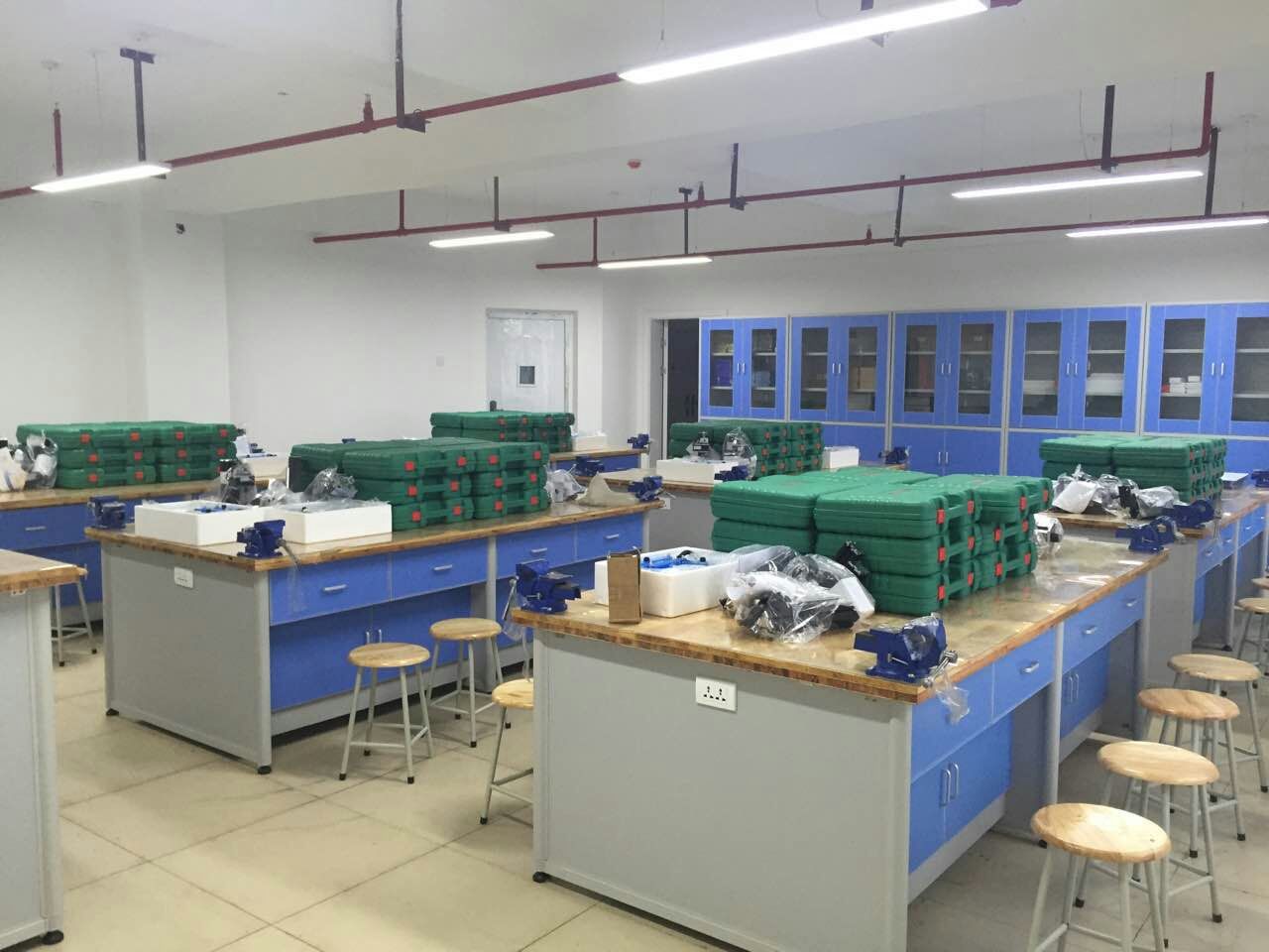 4、通用技術實驗室